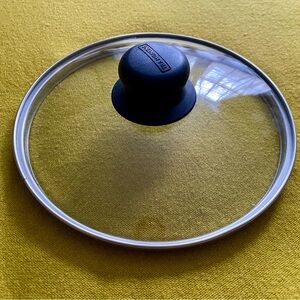 7 inch Tramontina Glass Lid & Knob. 7” inside (7 1/4 “ outer). WONDERFUL COND